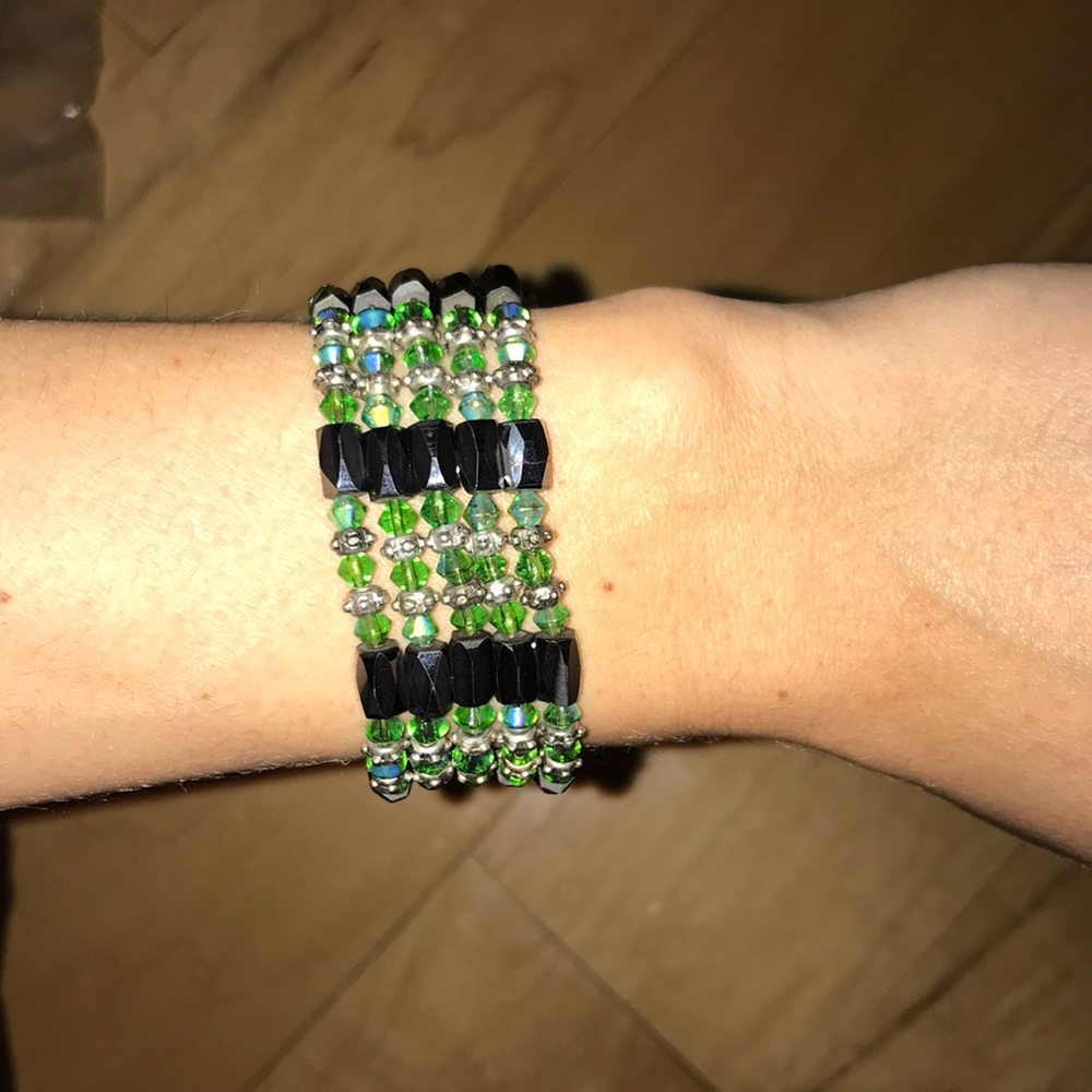 Magnetic braclet/necklace